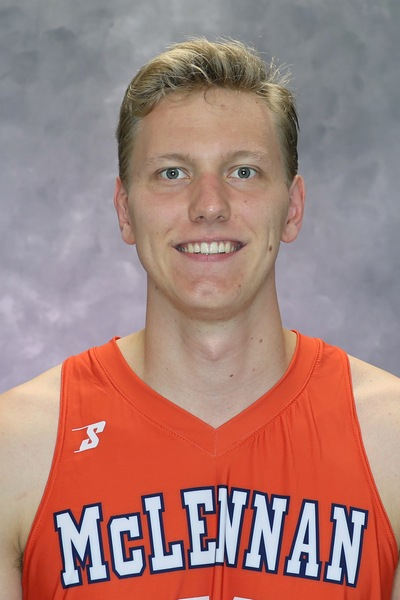 Maximilian Blank: McLennan’s 7-Foot Freshman Center