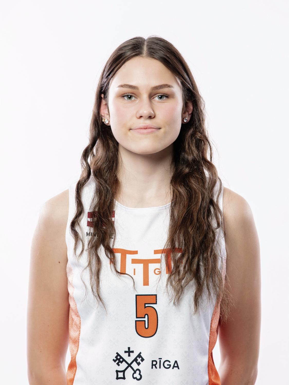 Top Three-Point Shooter of the Latvian junior basketball league Zane Straudovska joined our BK Centre team