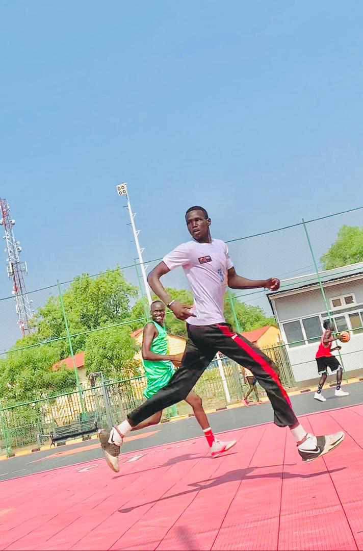 Mayar Lal Mayar 6’11’ (211 cm) 16years old talent from South Sudan